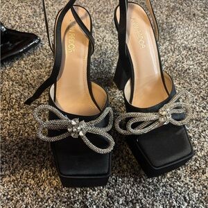 Jenn Ardor Black and Silver Heels